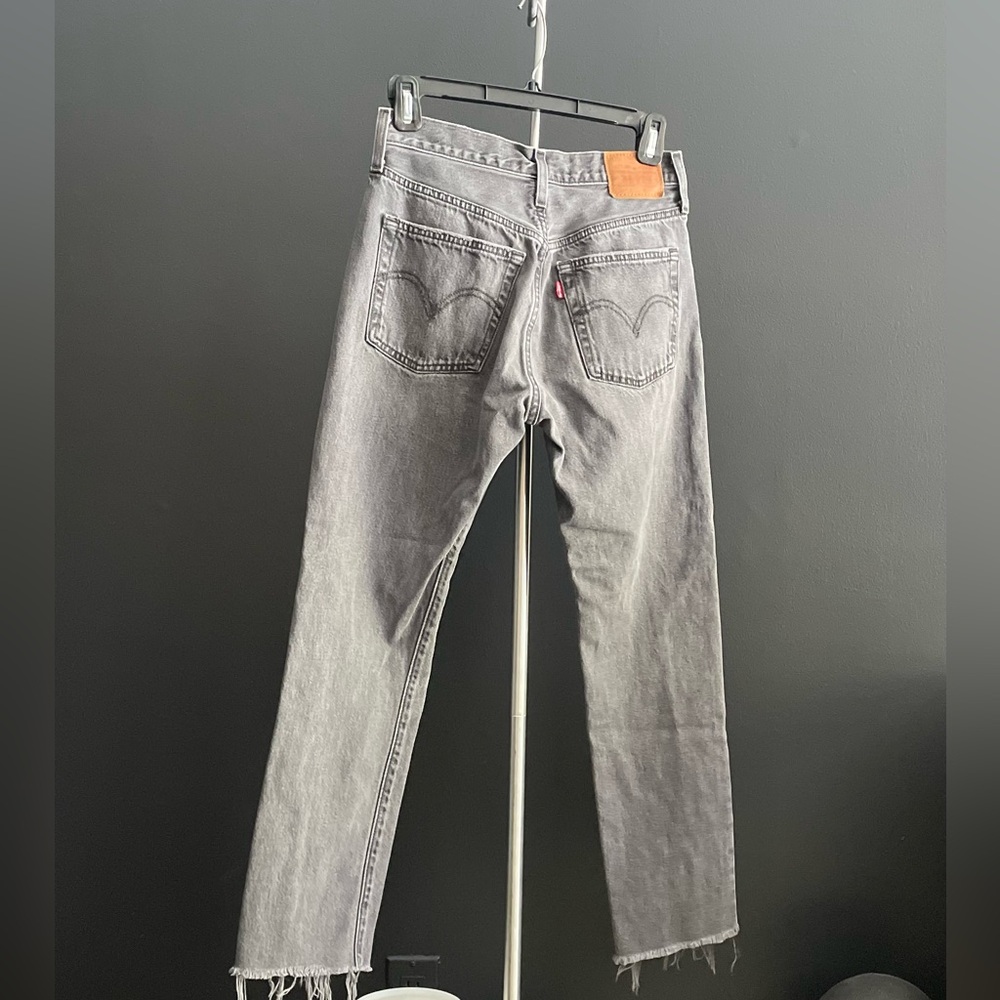 LEVIS 501 Distressed Jeans Raw Hems & Rips Light Gray Wash 25X29 Pre❤️